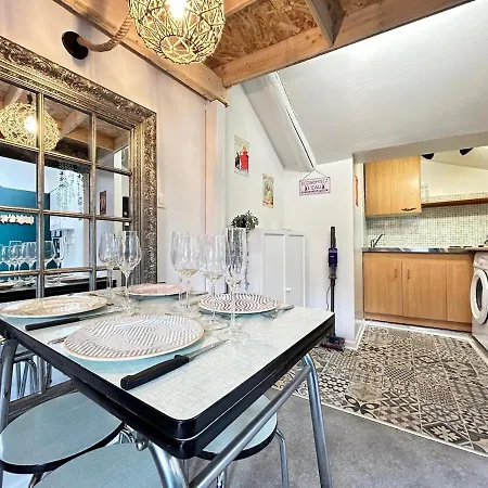 Delacroix Magnifique T2 Avec Parking Au Centre Apartment Reims